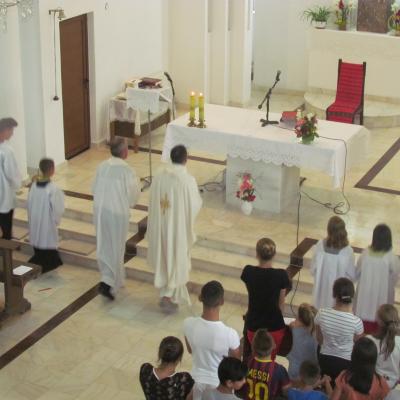 29 iulie - 2 august: Sprânceana: Campus "Treziţi lumea"