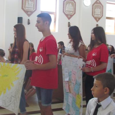 29 iulie - 2 august: Sprânceana: Campus "Treziţi lumea"