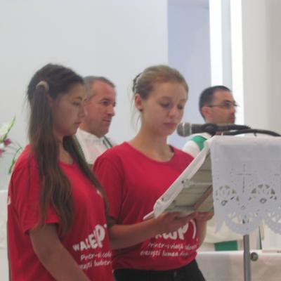 29 iulie - 2 august: Sprânceana: Campus "Treziţi lumea"