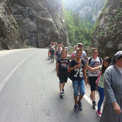 30 iulie - 5 august: Slănic Moldova: Campusul "Sfinţii, prietenii copiilor"