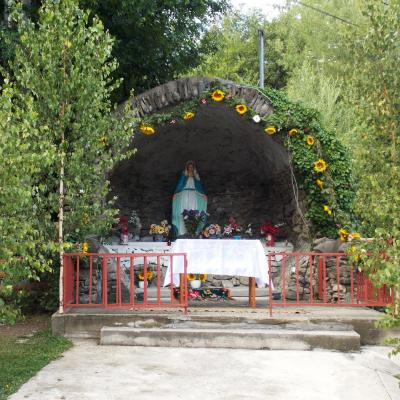 1 august: Ciugheş: Liturghia de mulţumire a părintelui Ieronim Budulai pentru 50 ani de Preoţie