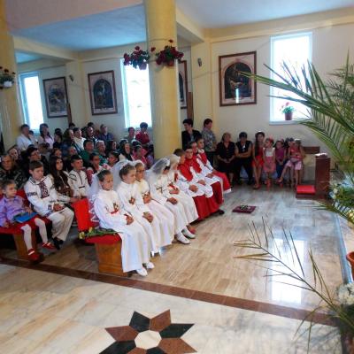 1 august: Ciugheş: Liturghia de mulţumire a părintelui Ieronim Budulai pentru 50 ani de Preoţie