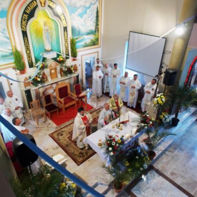 1 august: Ciugheş: Liturghia de mulţumire a părintelui Ieronim Budulai pentru 50 ani de Preoţie