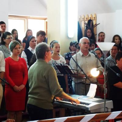 1 august: Ciugheş: Liturghia de mulţumire a părintelui Ieronim Budulai pentru 50 ani de Preoţie