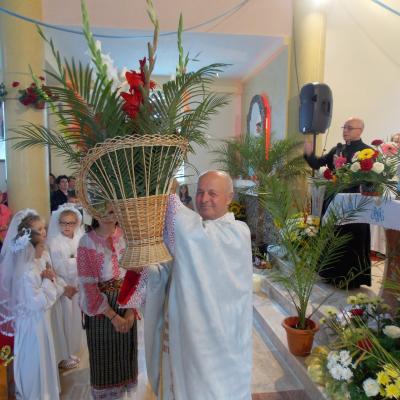 1 august: Ciugheş: Liturghia de mulţumire a părintelui Ieronim Budulai pentru 50 ani de Preoţie