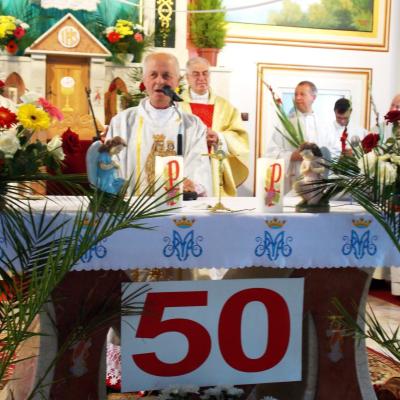 1 august: Ciugheş: Liturghia de mulţumire a părintelui Ieronim Budulai pentru 50 ani de Preoţie