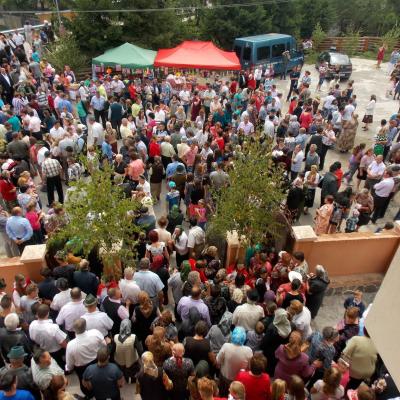 1 august: Ciugheş: Liturghia de mulţumire a părintelui Ieronim Budulai pentru 50 ani de Preoţie