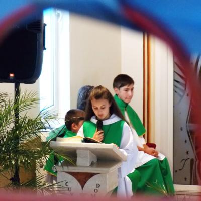 1 august: Ciugheş: Liturghia de mulţumire a părintelui Ieronim Budulai pentru 50 ani de Preoţie