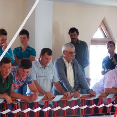 1 august: Ciugheş: Liturghia de mulţumire a părintelui Ieronim Budulai pentru 50 ani de Preoţie