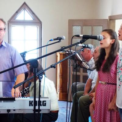 1 august: Ciugheş: Liturghia de mulţumire a părintelui Ieronim Budulai pentru 50 ani de Preoţie