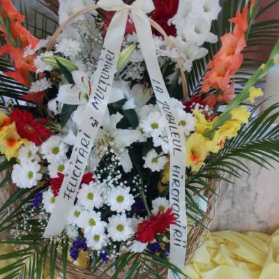 1 august: Ciugheş: Liturghia de mulţumire a părintelui Ieronim Budulai pentru 50 ani de Preoţie