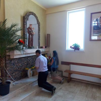 1 august: Ciugheş: Liturghia de mulţumire a părintelui Ieronim Budulai pentru 50 ani de Preoţie