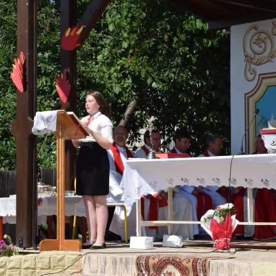 1 august: Valea Mică: Administrarea sacramentului sfântului Mir