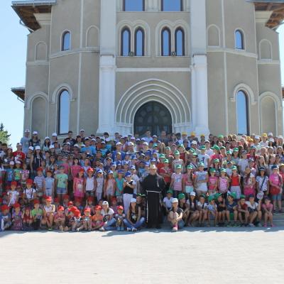 3-9 august: Buruieneşti: Campus "Prietenia în culori"