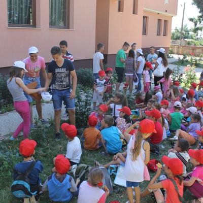 3-9 august: Buruieneşti: Campus "Prietenia în culori"