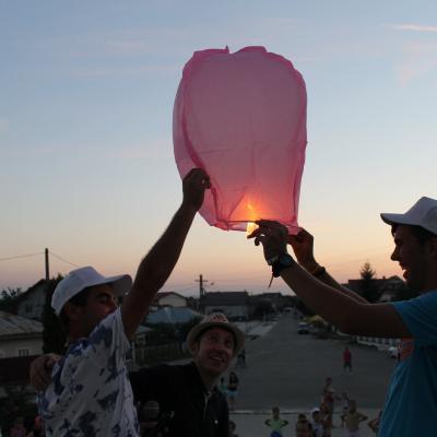 3-9 august: Buruieneşti: Campus "Prietenia în culori"