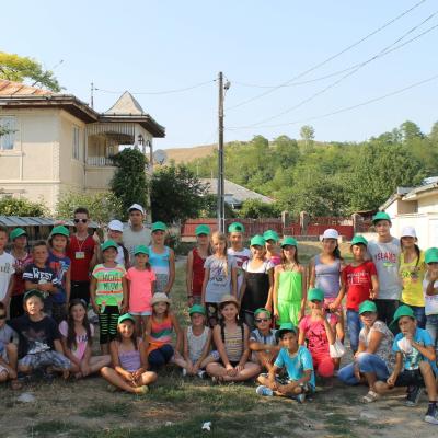 3-9 august: Buruieneşti: Campus "Prietenia în culori"