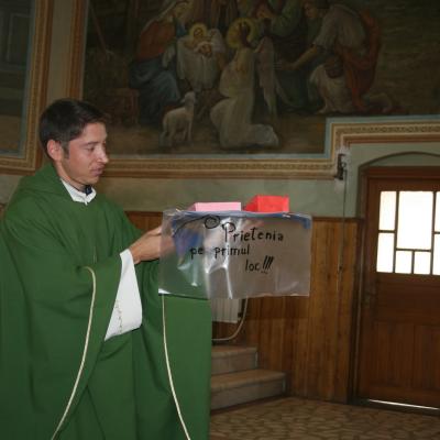 3-9 august: Buruieneşti: Campus "Prietenia în culori"