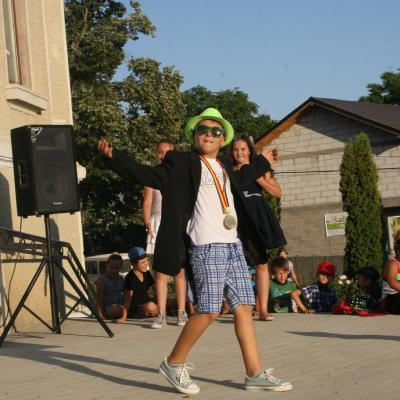 3-9 august: Buruieneşti: Campus "Prietenia în culori"