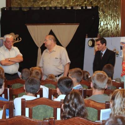 3 august: Moineşti: Tabără de Vară în cadrul Proiectului "Clubul Social al Tinerilor Băcăuani"