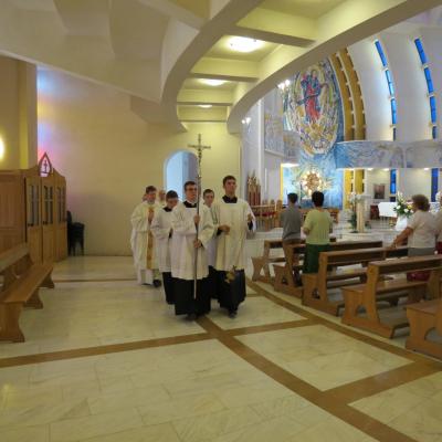 4 august: Iaşi: Liturghie celebrată de cardinalul Joachim Meisner