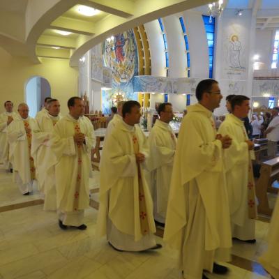 4 august: Iaşi: Liturghie celebrată de cardinalul Joachim Meisner