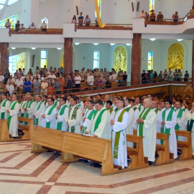 5 august: Bacău (centru): Cardinalul Meisner s-a întâlnit cu catolicii din zona Bacăului