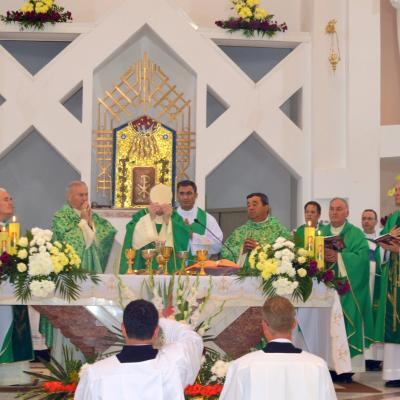 5 august: Bacău (centru): Cardinalul Meisner s-a întâlnit cu catolicii din zona Bacăului