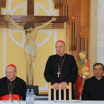 5 august: Bacău (centru): Cardinalul Meisner s-a întâlnit cu catolicii din zona Bacăului