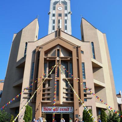 8-9 august: Bacău: Bucuria surorilor oblate asumpţioniste de a trăi un dublu jubileu