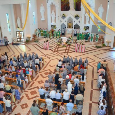 8-9 august: Bacău: Bucuria surorilor oblate asumpţioniste de a trăi un dublu jubileu