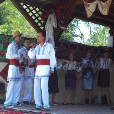 9 august: Kolping Ploscuţeni: Festival de cântec şi dans popular