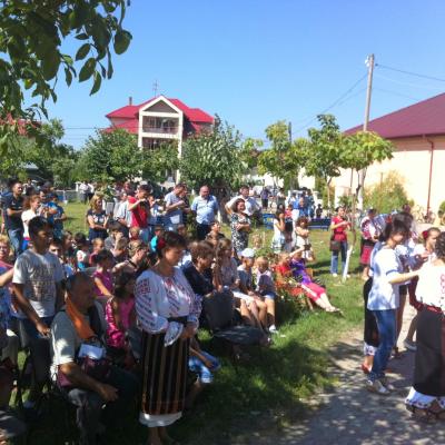 9 august: Kolping Ploscuţeni: Festival de cântec şi dans popular