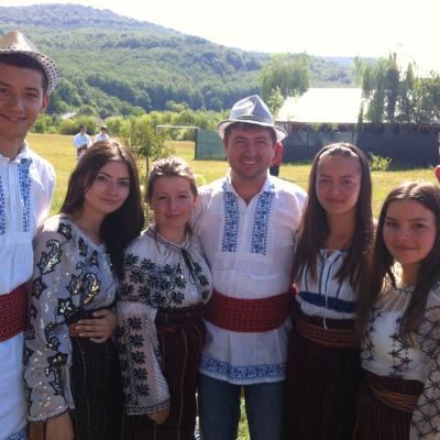 9 august: Kolping Ploscuţeni: Festival de cântec şi dans popular