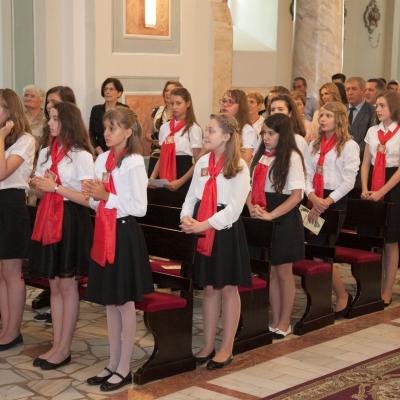 9 august: Suceava: Conferirea sfântului Mir şi vizita cardinalului Ioachim Meisner
