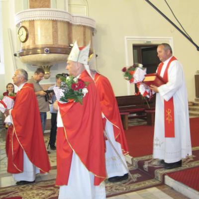 9 august: Suceava: Conferirea sfântului Mir şi vizita cardinalului Ioachim Meisner