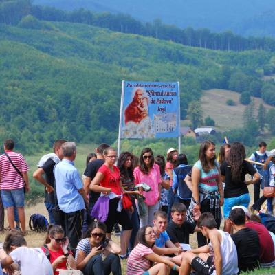 14-15 august: Voluntari la Cacica. Foto: Emilian Lupu