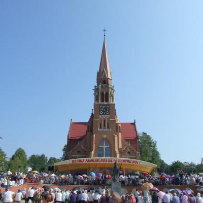 15 august: Pelerinajul de la Cacica 2015