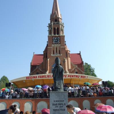 15 august: Pelerinajul de la Cacica 2015