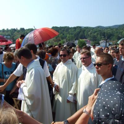15 august: Pelerinajul de la Cacica 2015