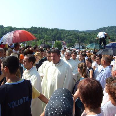 15 august: Pelerinajul de la Cacica 2015