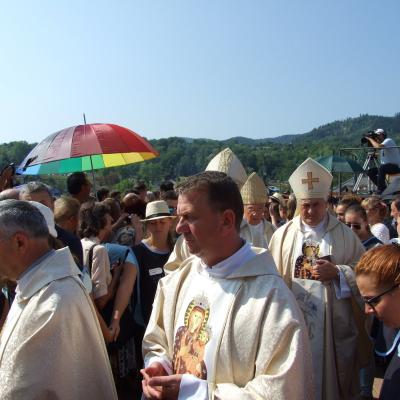 15 august: Pelerinajul de la Cacica 2015