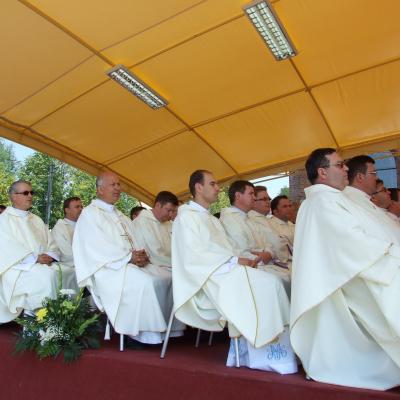 15 august: Pelerinajul de la Cacica 2015