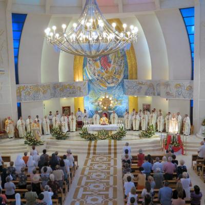 15 august: Iaşi: Hramul catedralei "Adormirea Maicii Domnului"