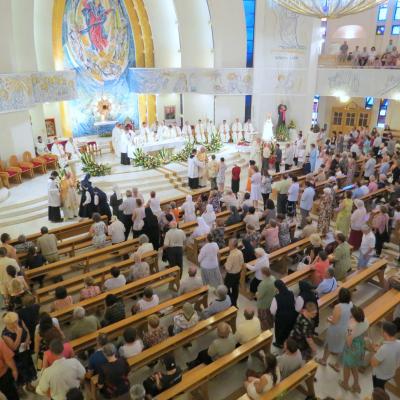 15 august: Iaşi: Hramul catedralei "Adormirea Maicii Domnului"
