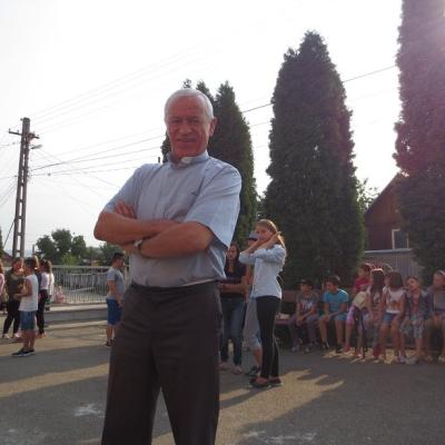 17-23 august: Lespezi: Campus "În căutarea fericirii"