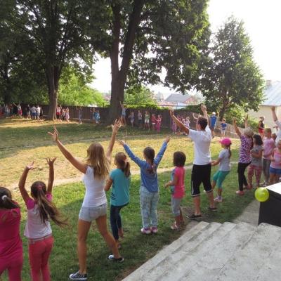 17-23 august: Lespezi: Campus "În căutarea fericirii"