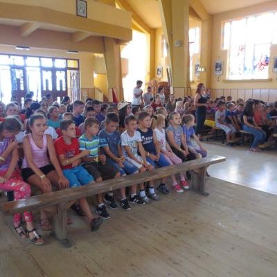 17-23 august: Lespezi: Campus "În căutarea fericirii"