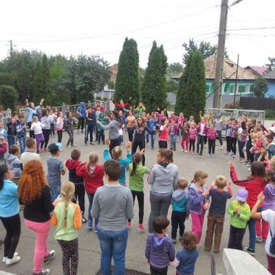 17-23 august: Lespezi: Campus "În căutarea fericirii"
