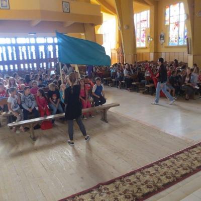17-23 august: Lespezi: Campus "În căutarea fericirii"